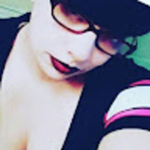 Meet your Posher, Rayne